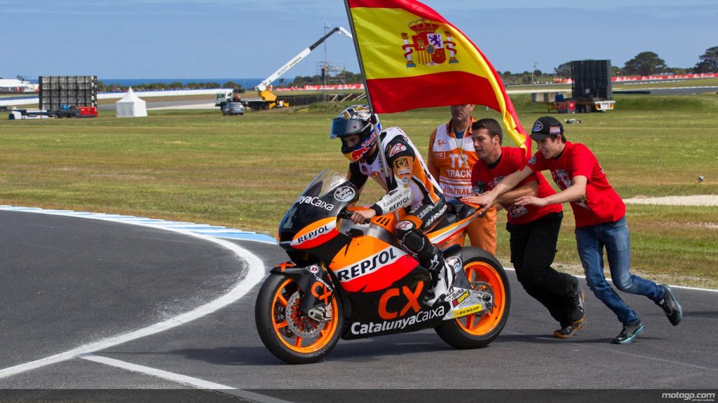 Marquez campeon 2012 moto2 australia phillip island bandera de españa suter