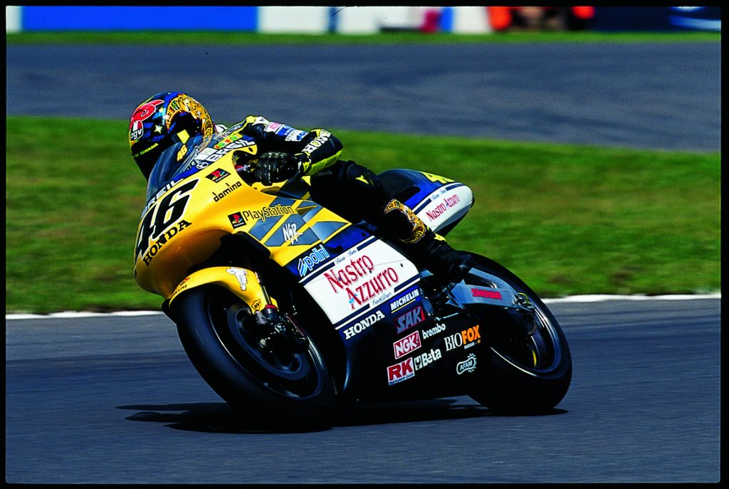 Valentino Rossi 46 Honda HRC primera victoria donington park 2000