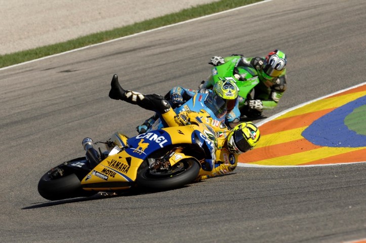 Caida Valentino Rossi Valencia 2006 motogp