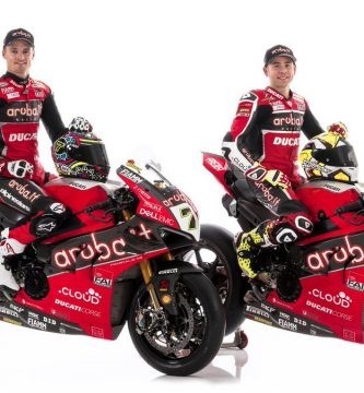 panigale v4 r álvaro bautista motogp worldsbk chaz davies superbikes ducati aruba racing