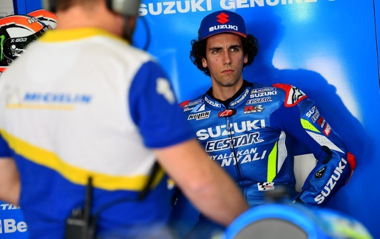 dazn rins pensativo suzuki