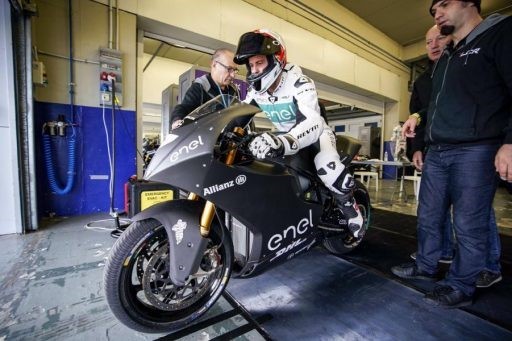 randy de puniet motogp motoe test sepang jerez