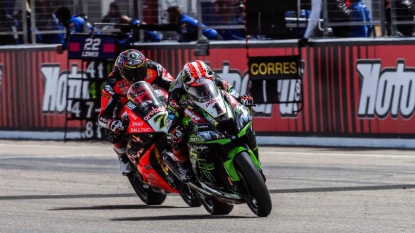 alvaro bautista jonathan rea chaz davies motorland aragon worldsbk mundial superbikes ducati kawasaki