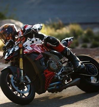 Carlin Dunne Ducati Streetfighter V4 Pikes Peak 2019