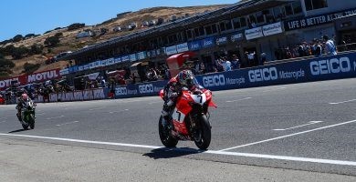 Chaz Davies gana en Laguna Seca