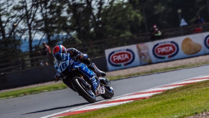 Jonathan Rea WorldSBK Superbikes Jules Cluzel Supersport Donington Park