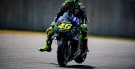 Valentino Rossi MotoGP Yamaha SBK El pit lane