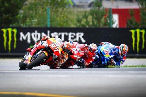 Marc Márquez Andrea Dovizioso Alex Rins durante la carrera de Brno