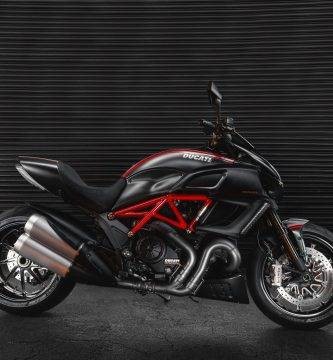 ducati, motos calle, motor