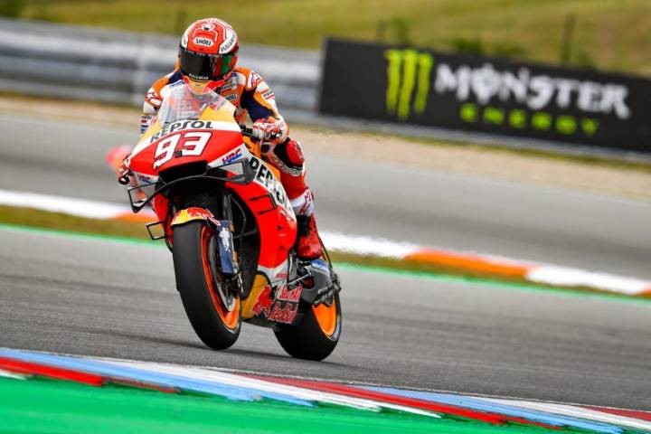 Marc Márquez Álex Rins Brno choque