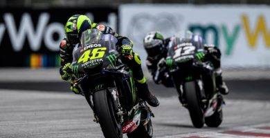 Valentino Rossi Takahiro Sumi Yamaha MotoGP