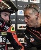 Antonio Jimenez con Aleix Espargaró en el box