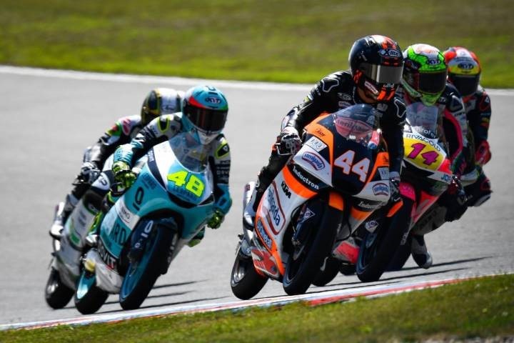 Arón Canet, Lorenzo Dalla Porta y Tony Arbolino en Moto3