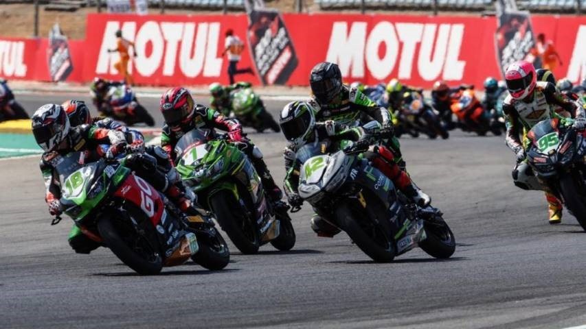 WorldSBK Francia Magny-Cours Rea Bautista Krummenacher González Carrasco