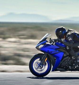 equipación,, moto, invierno