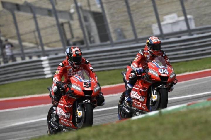 Andrea Dovizioso Danilo Petrucci Ducati MotoGP Tailandia Buriram