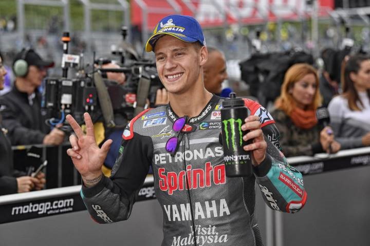 Fabio Quartararo en el parque cerrado después de la carrera de MotoGP en el Gran Premio de Japón