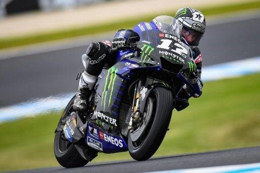 Maverick Viñales durante los entrenamientos libres del Gran Premio de Australia pilotando la Yamaha