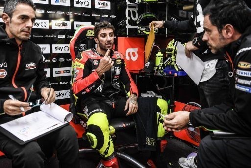 Iannone: "Aprilia esta trabajando bien"