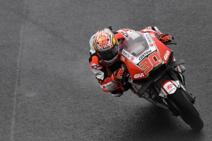 Takaaki Nakagami Lucio Cecchinello LCR Honda GP Valencia