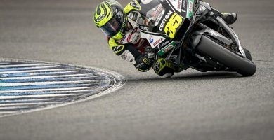 Cal Crutchlow durante los test de MotoGP en Jerez