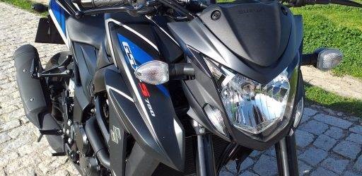 Suzuki GSX750S