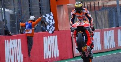 Marc Márquez celebra su victoria en MotoGP en la