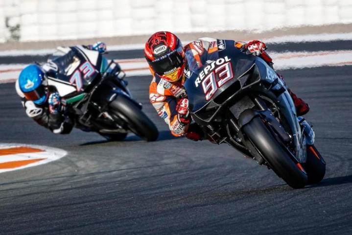 Giacomo Agostini Marc Márquez Álex Rossi Viñales Quartararo Lorenzo Honda Ducati MotoGP