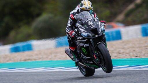 Jonathan Rea: "La moto mejora"