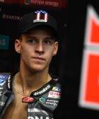 Fabio Quartararo en el box del Petronas