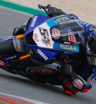 Toprak Razgatlioglu durante los test en Portimao