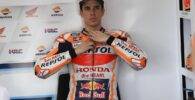 Álex Márquez en su box durante los test de Sepang de MotoGP