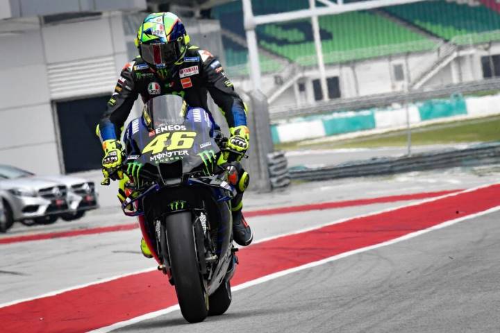 Carmelo Ezpeleta MotoGP Yamaha Honda Iannone Rossi Márquez