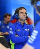 Davide Brivio en el box de Suzuki