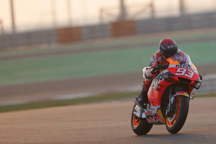 Marc Márquez DAZN Tailandia coronavirus carrera retransmisión comentarista
