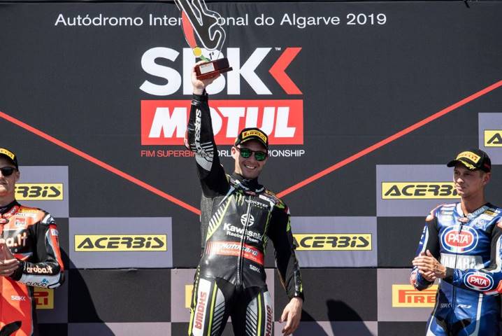 Jonathan Rea en el podio