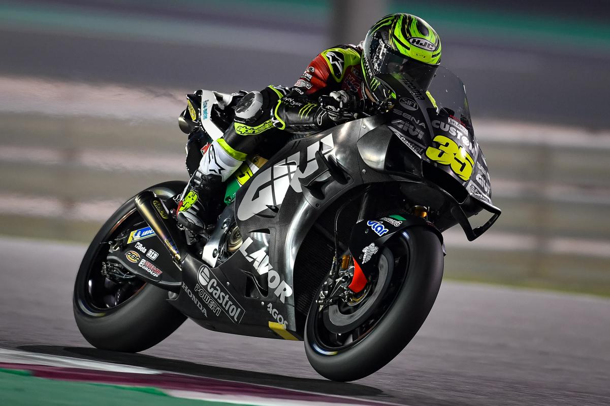 Cal Crutchlow durante los test de Qatar de MotoGP