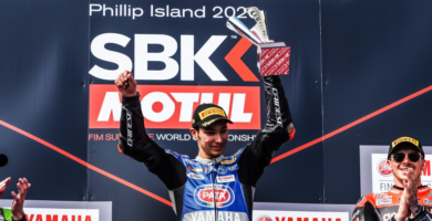 Toprak Razgatlioglu en el podio del round de Australia de WorldSBK