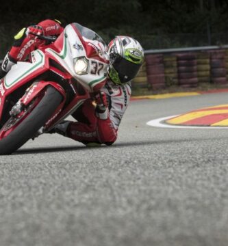 Foto Facebook Leon camier