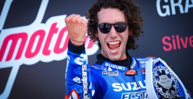 Álex Rins tras ganar en Silverstone su segunda carrera de la temporada