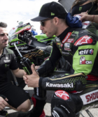 Jonathan Rea junto a su Kawasaki momentos antes de arrancar la carrera de WorldSBK en Australia