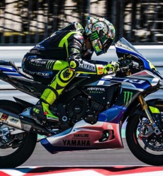 Bezzecchi Valentino Rossi Petronas MotoGP 2020 retirada Moto2