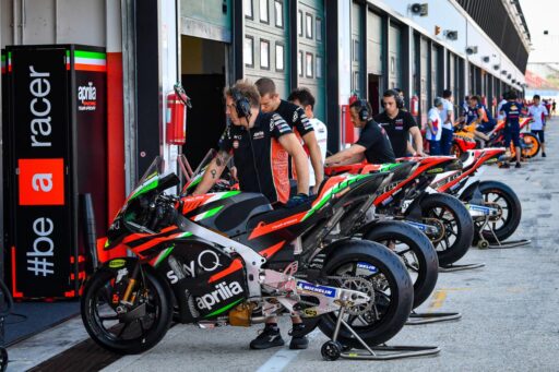 Aprilia frente al box en el último test de MotoGP en Misano