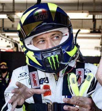 Rossi correr en Misano con Ferrari