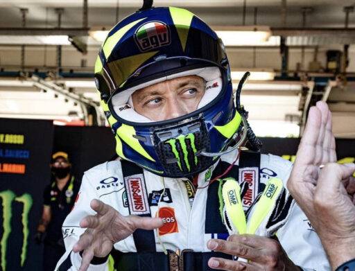 Rossi correr en Misano con Ferrari