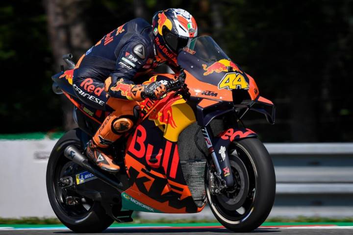 Pol Espargaró, irónico: “KTM gana porque es una buena moto"