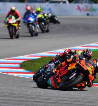 Stoner y Ducati en contra de MotoGP"