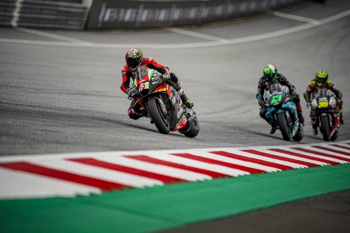 Aleix Espargaró durante la carrera de MotoGP del Gran Premio de Estiria