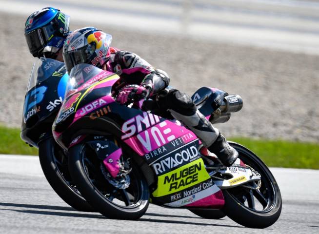 Celestino Vietti y Tony Arbolino durante la carrera de Moto3 del Gran Premio de Estiria