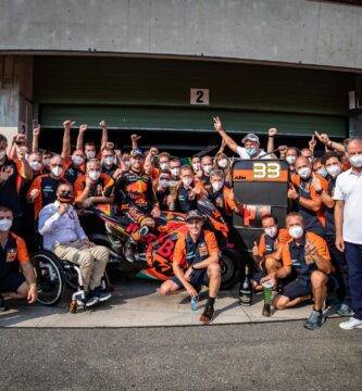 Pol Espargaró, irónico: “KTM gana porque es una buena moto"